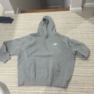 Plain grey men’s size medium Nike hoodie perfect condition barely worn